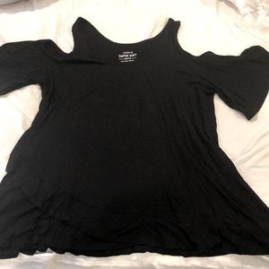 NWOT never worn Torrid size 1 cold shoulder black flowy top! Perfect for summer!